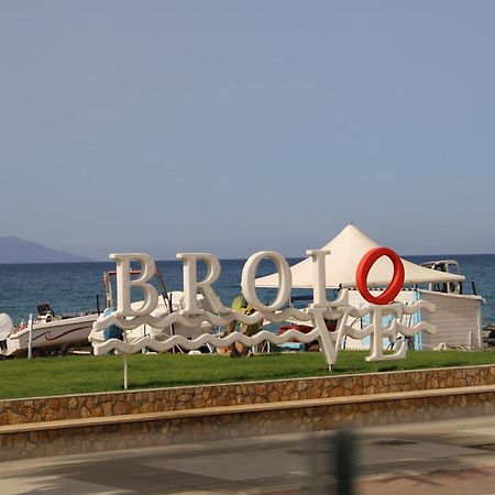 La Cicala Hotel Brolo Kültér fotó
