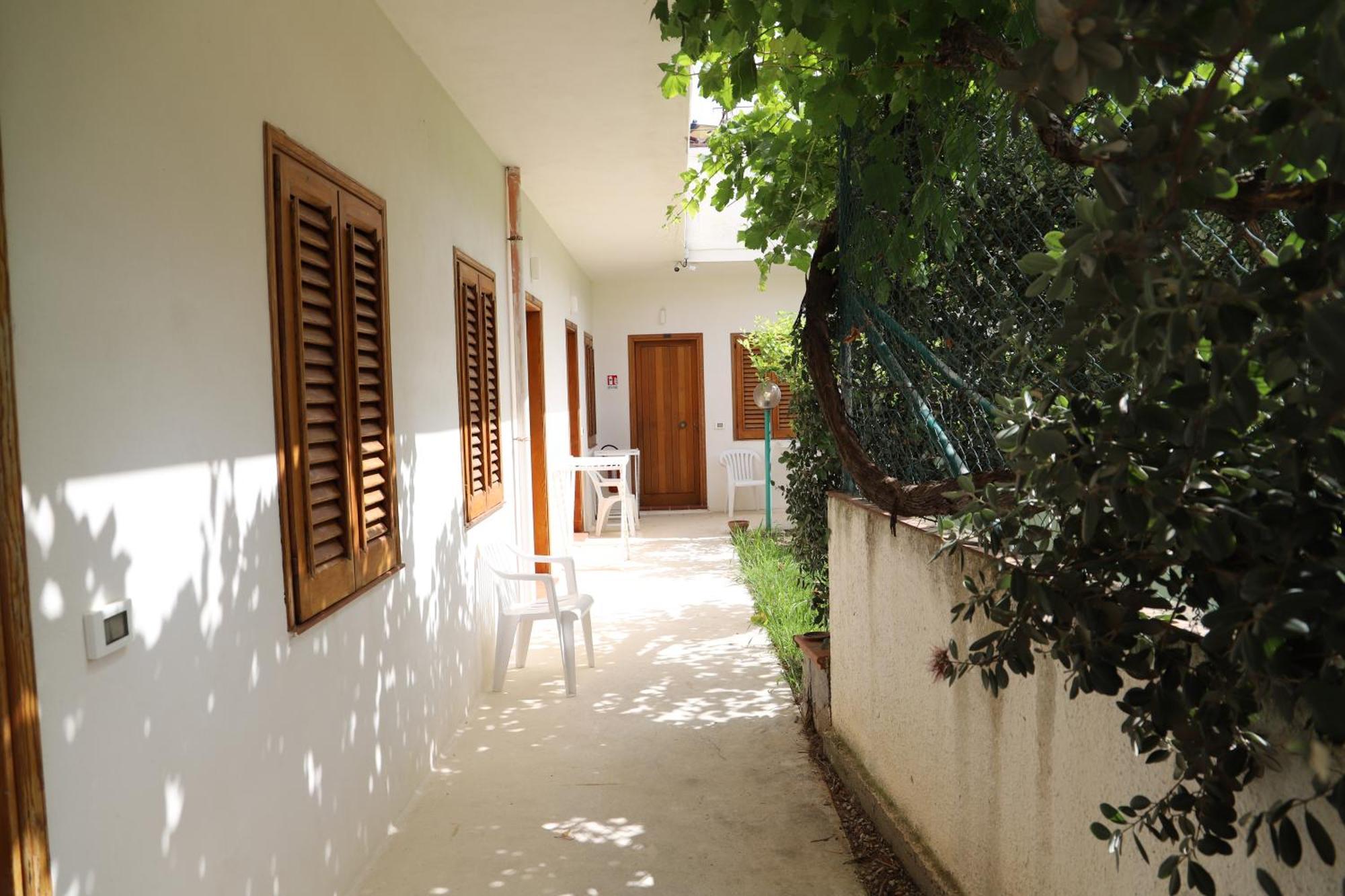 La Cicala Hotel Brolo Kültér fotó